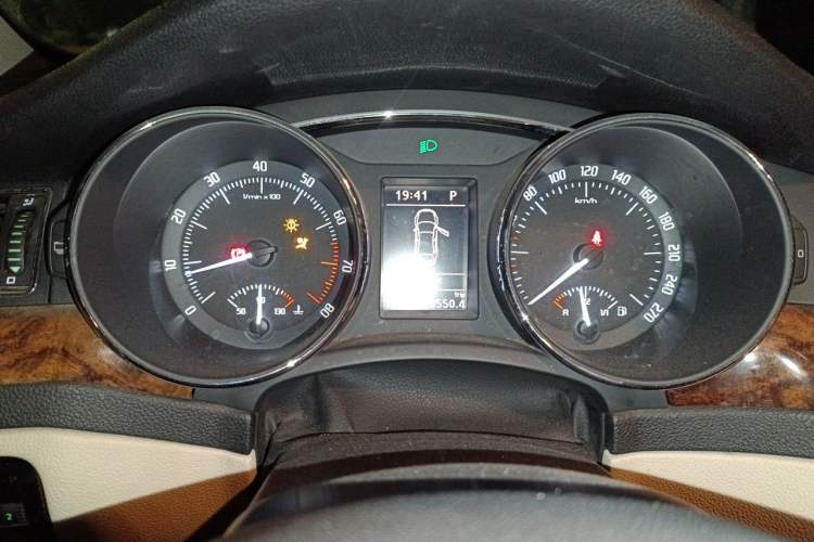 Used Skoda Superb 2012 1.4TSI DSG Elegant Edition Instrument Cluster