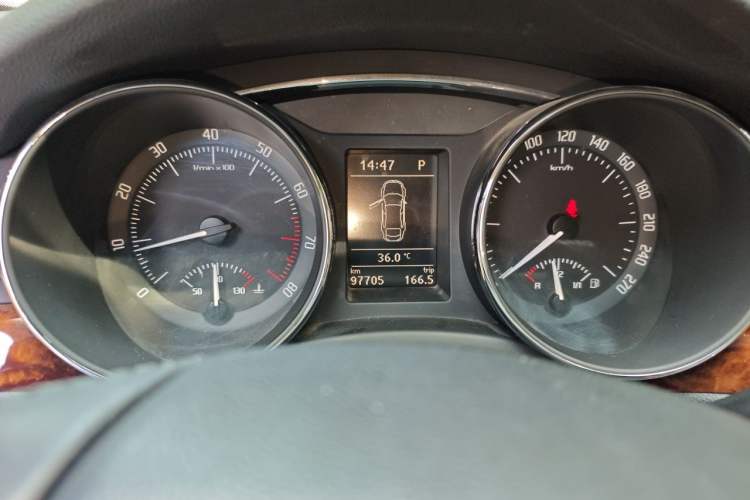Used Skoda Superb 2012 1.8TSI Automatic Prestige Edition Instrument Cluster