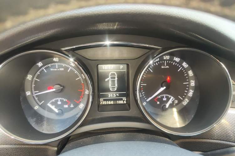 Used Skoda Superb 2012 1.8TSI Automatic Elegant Edition Instrument Cluster