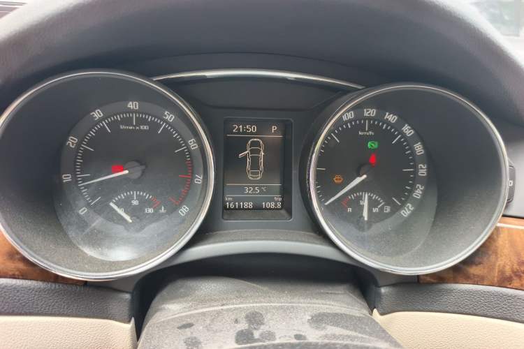 Used Skoda Superb 2012 1.8TSI Automatic Prestige Edition Instrument Cluster