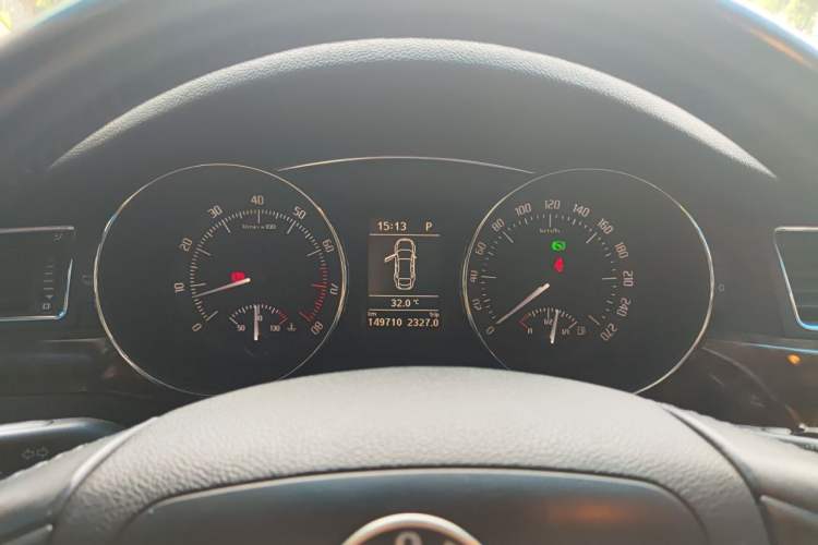 Used Skoda Superb 2012 1.8TSI Automatic Elegant Edition Instrument Cluster