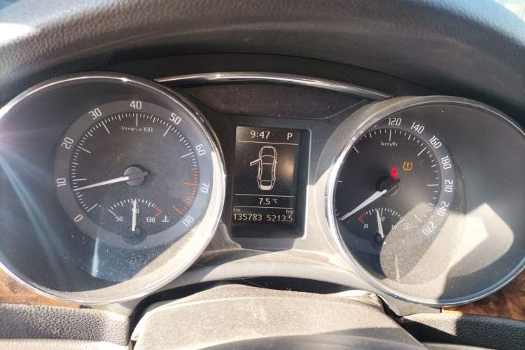 Used Skoda Superb 2012 1.8TSI Automatic Prestige Edition Instrument Cluster