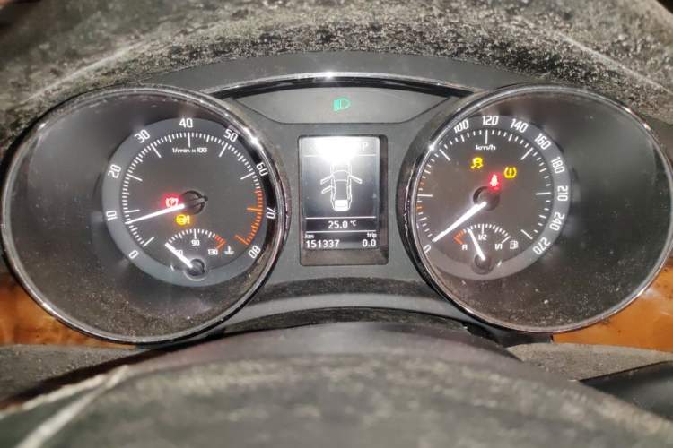 Used Skoda Superb 2012 2.0 TSI Automatic Luxury Edition Instrument Cluster