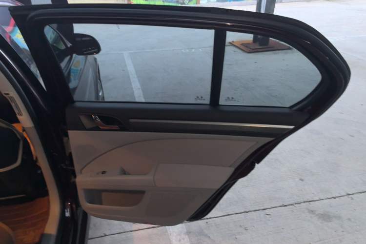 Used Skoda Superb 2012 1.4TSI DSG Zhiya Edition Interior 2