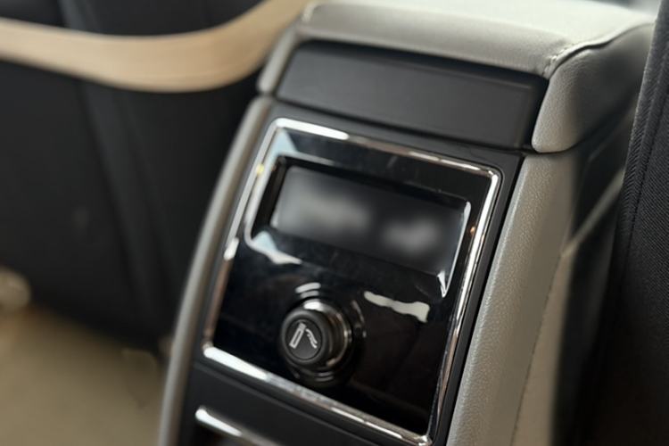 Used Skoda Superb 2012 1.4TSI DSG Zhiya Edition Interior 9