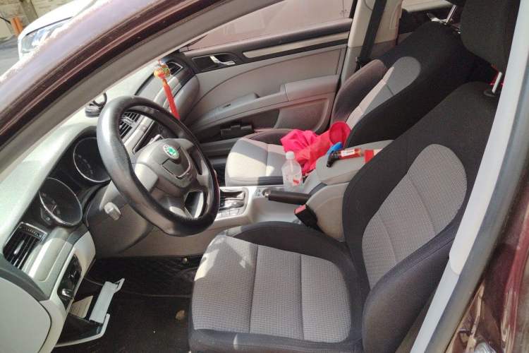 Used Skoda Superb 2012 1.4TSI DSG Zhiya Edition Left Front Seat