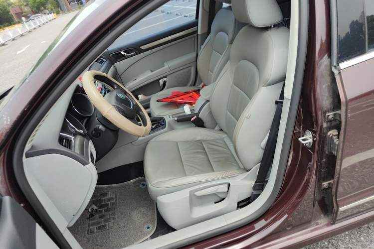 Used Skoda Superb 2012 1.8TSI Automatic Elegant Edition Left Front Seat