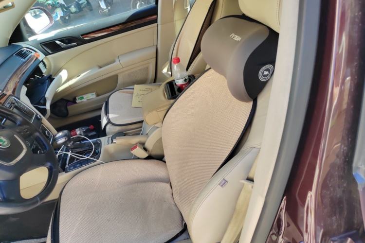 Used Skoda Superb 2012 2.0 TSI Automatic Elegant Edition Left Front Seat