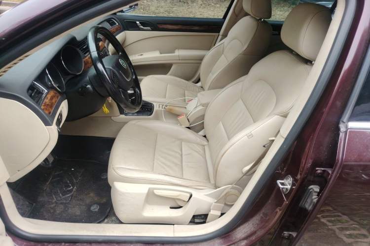 Used Skoda Superb 2012 1.8TSI Automatic Elegant Edition Left Front Seat