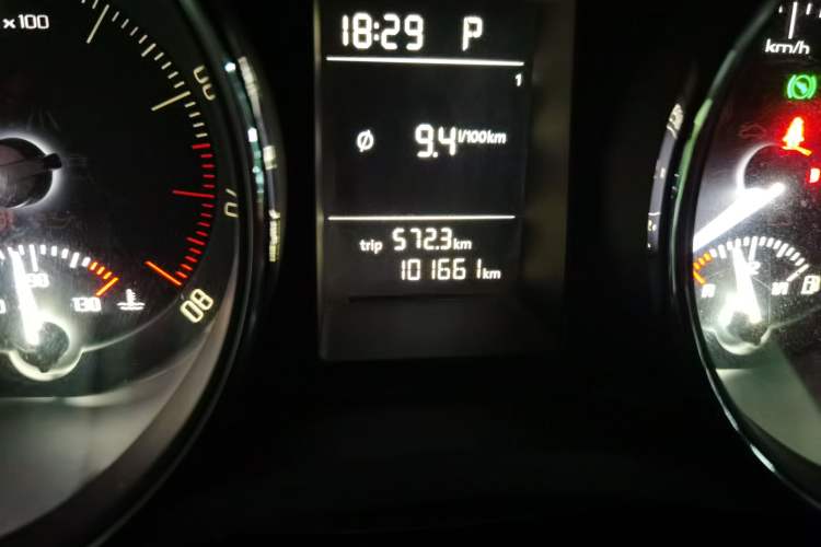Used Skoda Superb 2012 1.4TSI DSG Zhiya Edition Odometer Close Up