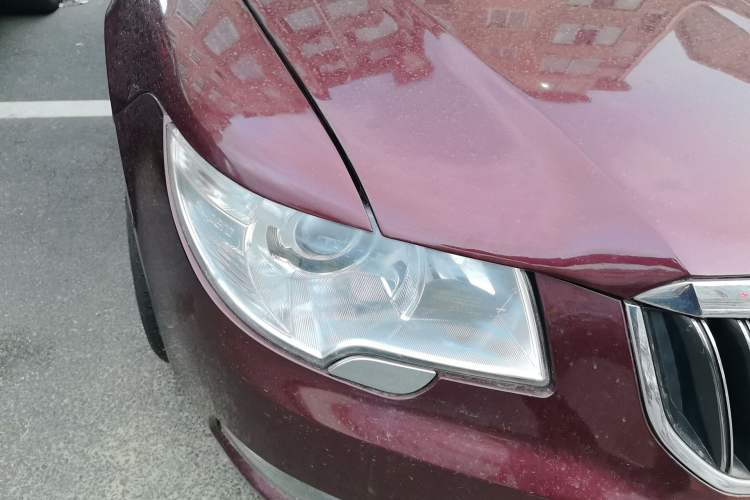 Used Skoda Superb 2012 1.4TSI DSG Elegant Edition Right Front Headlight