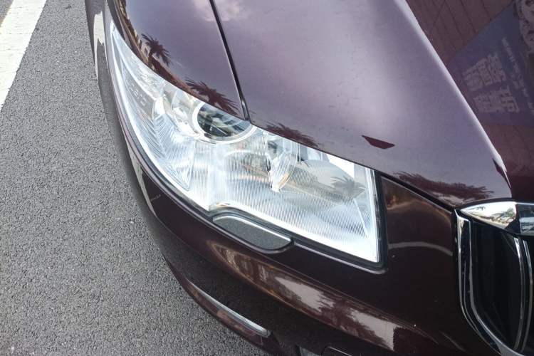 Used Skoda Superb 2012 1.8TSI Manual Elegant Edition Right Front Headlight