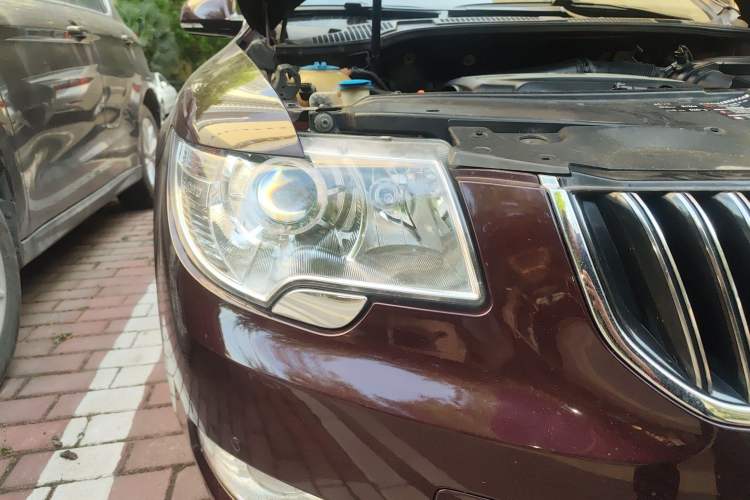 Used Skoda Superb 2012 1.8TSI Automatic Elegant Edition Right Front Headlight