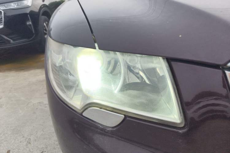 Used Skoda Superb 2012 1.4TSI DSG Zhiya Edition Right Front Headlight