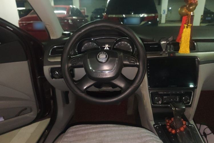 Used Skoda Superb 2012 1.8TSI Automatic Prestige Edition Steering Wheel