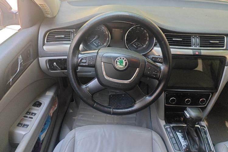 Used Skoda Superb 2012 1.4TSI DSG Elegant Edition Steering Wheel
