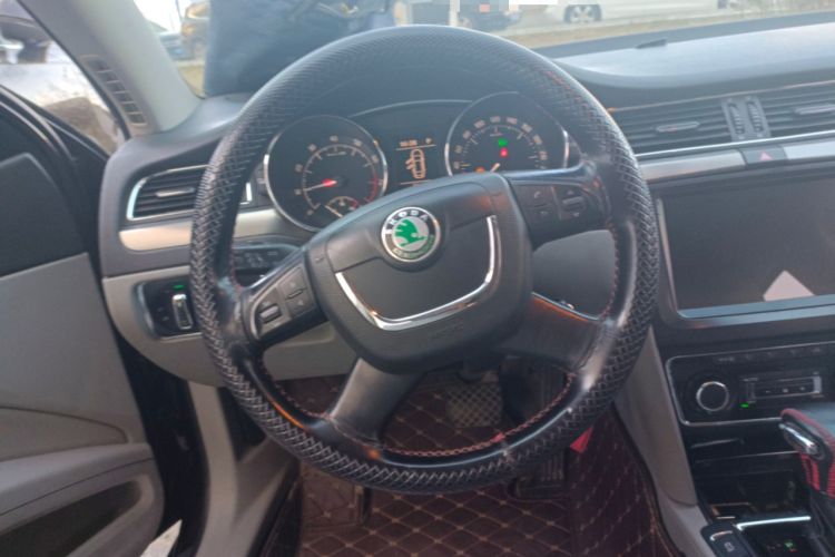Used Skoda Superb 2012 1.8TSI Automatic Prestige Edition Steering Wheel