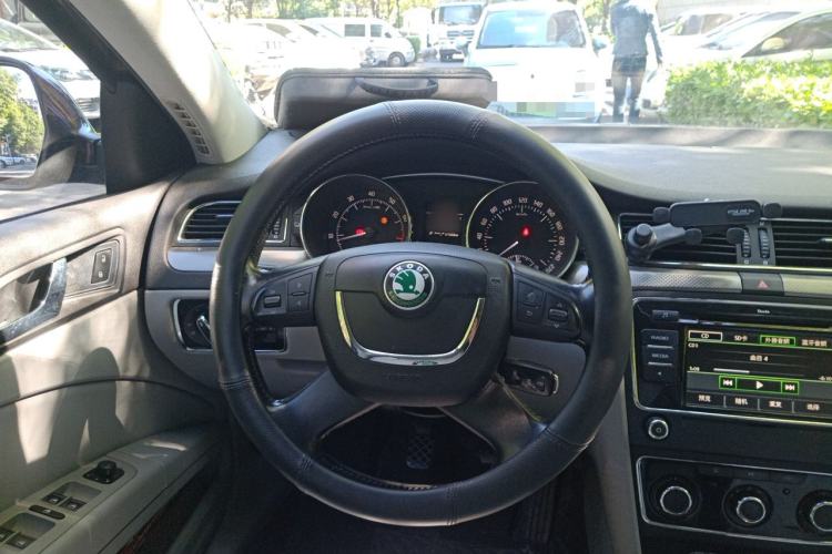 Used Skoda Superb 2012 1.8TSI Manual Elegant Edition Steering Wheel