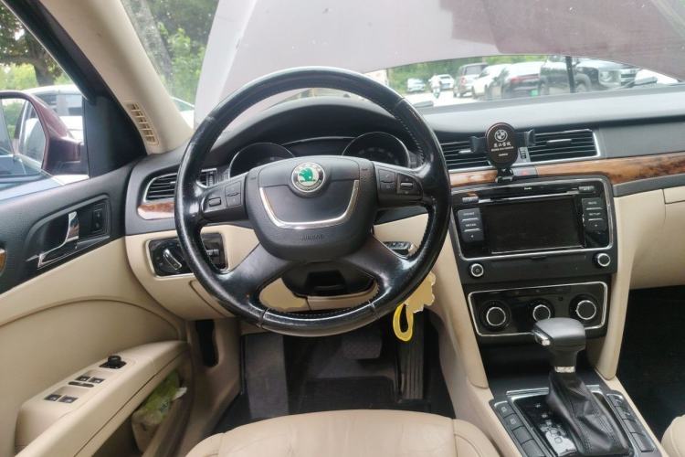 Used Skoda Superb 2012 1.8TSI Automatic Elegant Edition Steering Wheel
