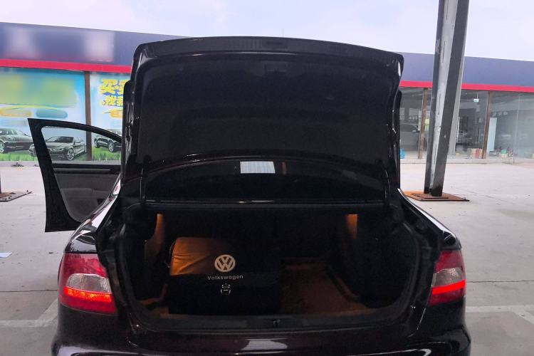 Used Skoda Superb 2012 1.4TSI DSG Zhiya Edition Trunk