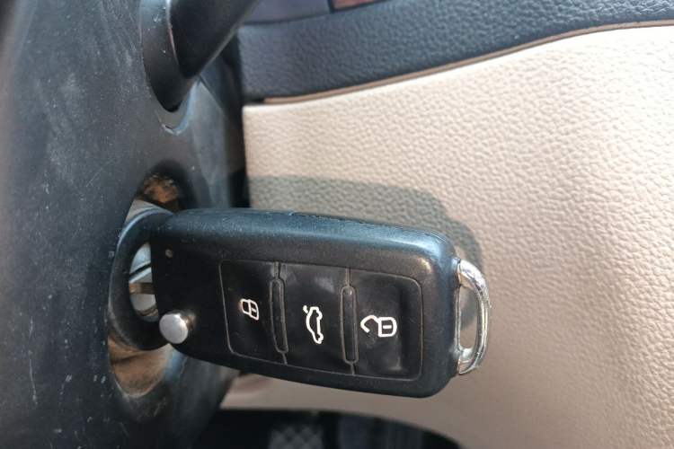Used Skoda Superb 2012 1.8TSI Manual Elegant Edition Vehicle Key