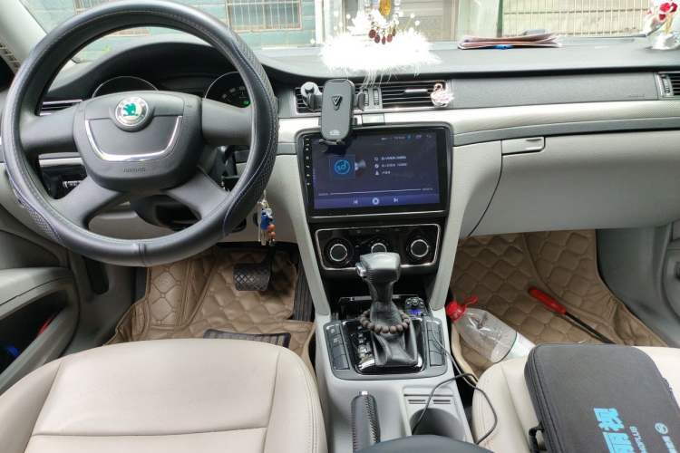 Used Skoda Superb 2012 1.4TSI DSG Zhiya Edition Audio And AC Panel
