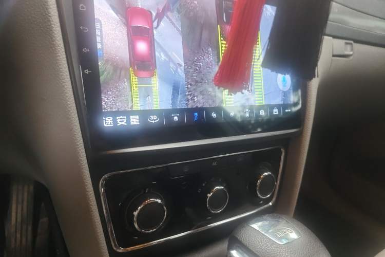 Used Skoda Superb 2012 1.4TSI DSG Zhiya Edition Audio And AC Panel