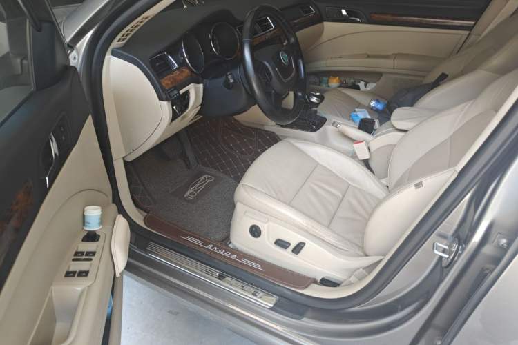 Used Skoda Superb 2012 1.8TSI Automatic Prestige Edition Driver Seat