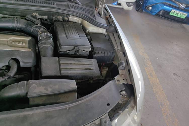 Used Skoda Superb 2012 1.8TSI Automatic Prestige Edition Engine Bay Left