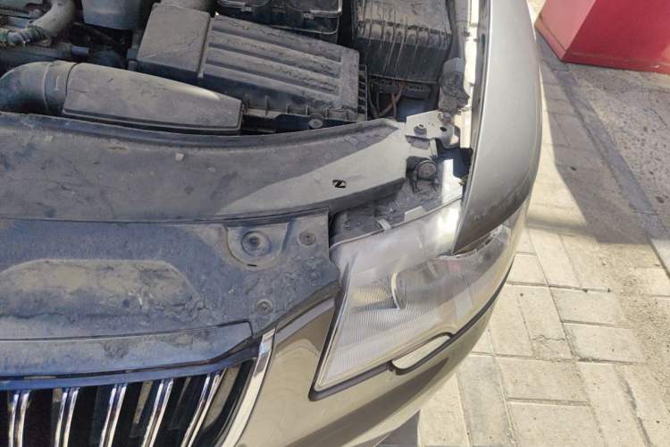 Used Skoda Superb 2012 1.8TSI Automatic Prestige Edition Engine Bay Left
