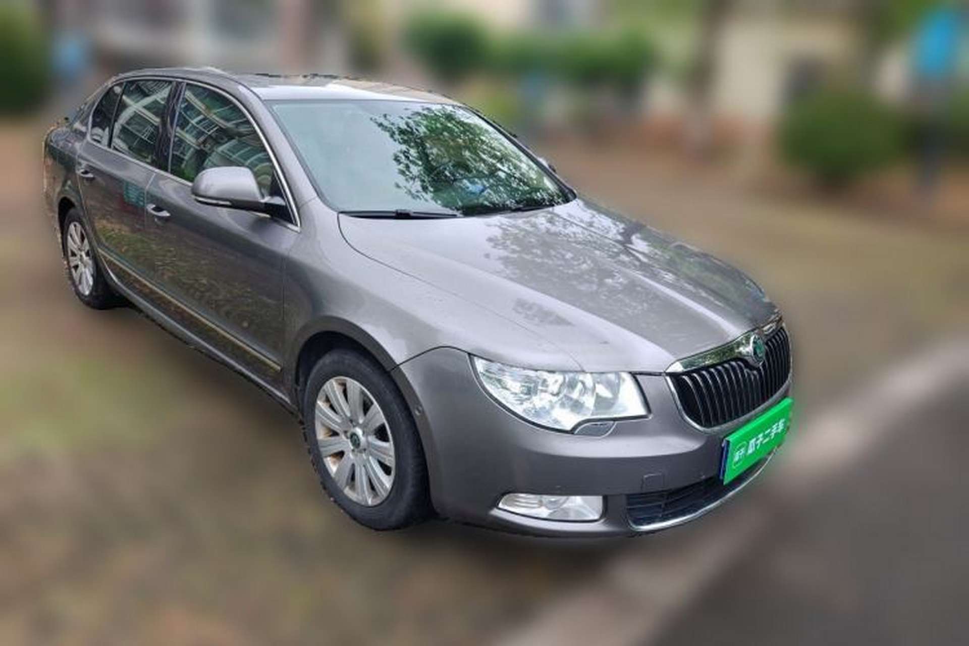 Used Skoda Superb 2012 1.4TSI DSG Elegant Edition Front Right 45 Deg