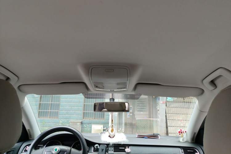 Used Skoda Superb 2012 1.4TSI DSG Zhiya Edition Headliner