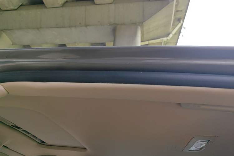Used Skoda Superb 2012 1.8TSI Automatic Elegant Edition Headliner