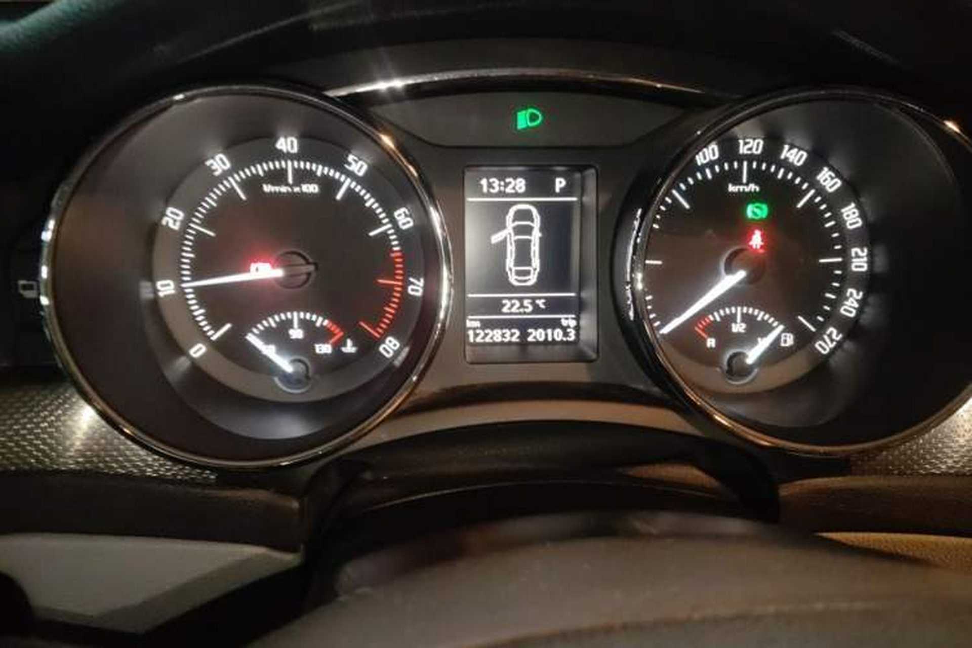 Used Skoda Superb 2012 1.8TSI Automatic Elegant Edition Instrument Cluster
