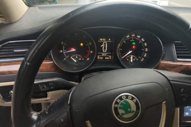 Used Skoda Superb 2012 1.4TSI DSG Elegant Edition Instrument Cluster