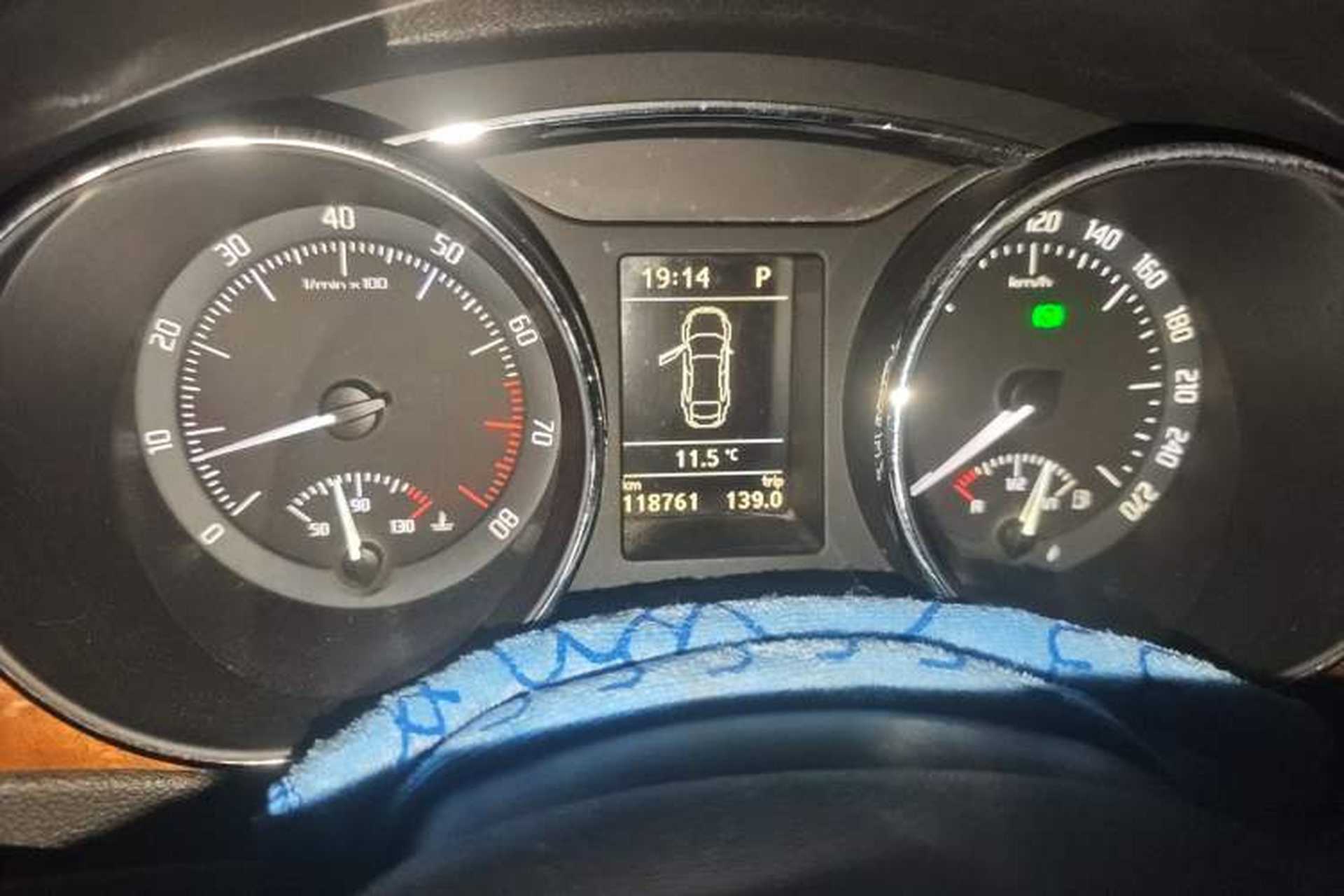 Used Skoda Superb 2012 1.8TSI Automatic Elegant Edition Instrument Cluster