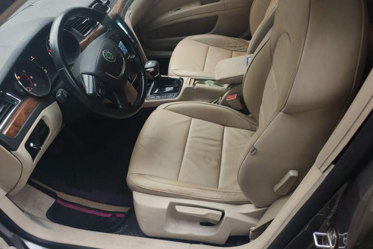 Used Skoda Superb 2012 1.4TSI DSG Elegant Edition Left Front Seat