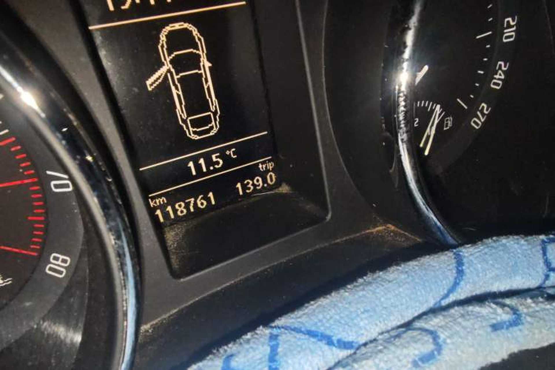 Used Skoda Superb 2012 1.8TSI Automatic Elegant Edition Odometer Close Up