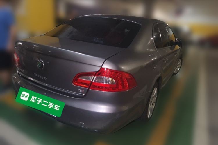 Used Skoda Superb 2012 1.4TSI DSG Zhiya Edition Rear Right 45 Deg