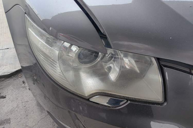 Used Skoda Superb 2012 1.8TSI Automatic Elegant Edition Right Front Headlight
