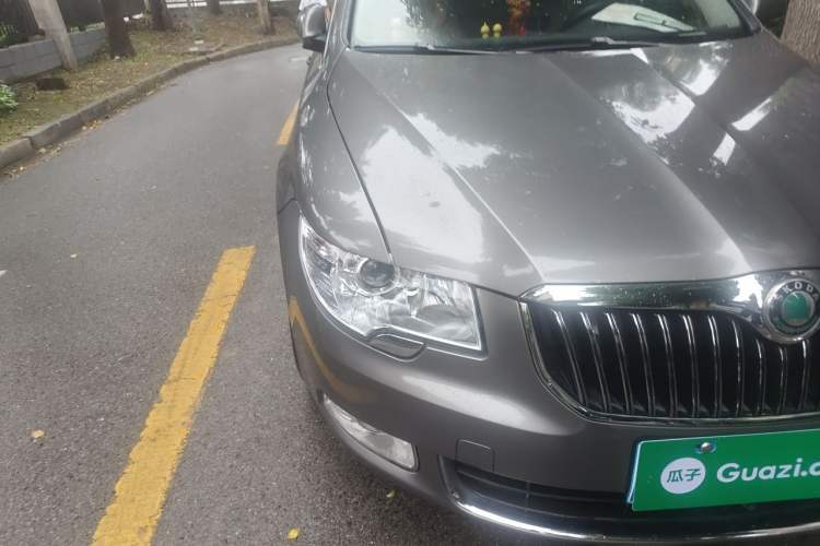 Used Skoda Superb 2012 1.4TSI DSG Zhiya Edition Right Front Headlight