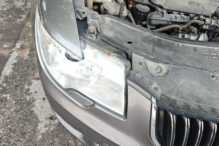 Used Skoda Superb 2012 1.8TSI Manual Elegant Edition Right Front Headlight
