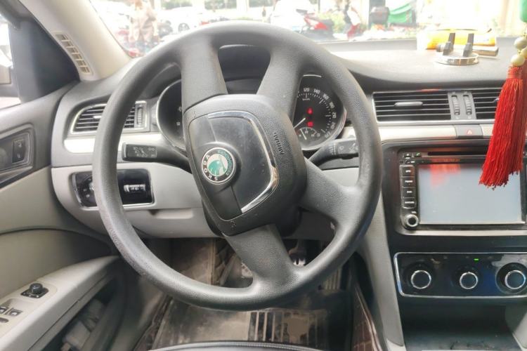 Used Skoda Superb 2012 1.4TSI Manual Zhiya Edition Steering Wheel