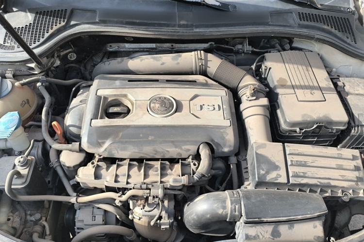 Used Skoda Superb 2012 1.8TSI Automatic Prestige Edition Engine Bay