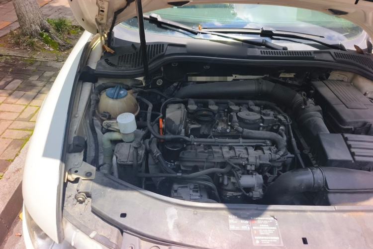 Used Skoda Superb 2012 1.8TSI Automatic Elegant Edition Engine Bay Right