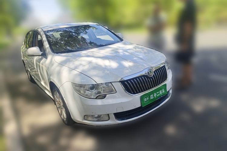 Used Skoda Superb 2012 1.8TSI Automatic Prestige Edition Front Right 45 Deg