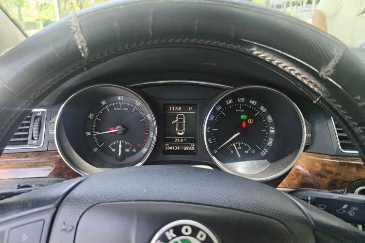 Used Skoda Superb 2012 1.8TSI Automatic Prestige Edition Instrument Cluster