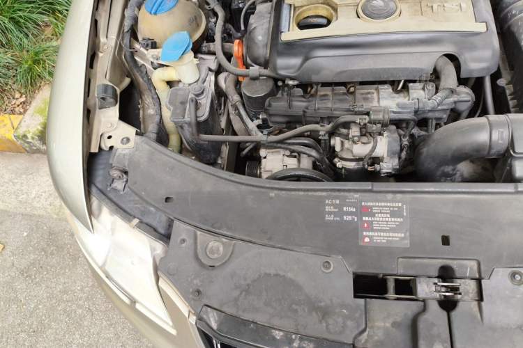 Used Skoda Superb 2012 1.8TSI Automatic Elegant Edition Engine Bay Right