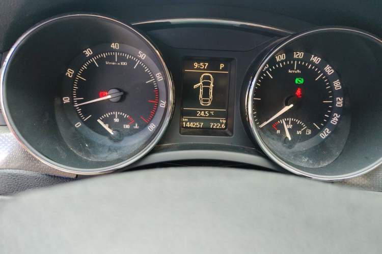 Used Skoda Superb 2012 1.8TSI Automatic Elegant Edition Odometer Close Up