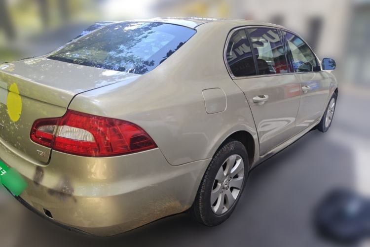 Used Skoda Superb 2012 1.4TSI DSG Zhiya Edition Rear Right 45 Deg